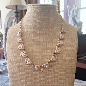 Elegant Gold and Cream Necklace